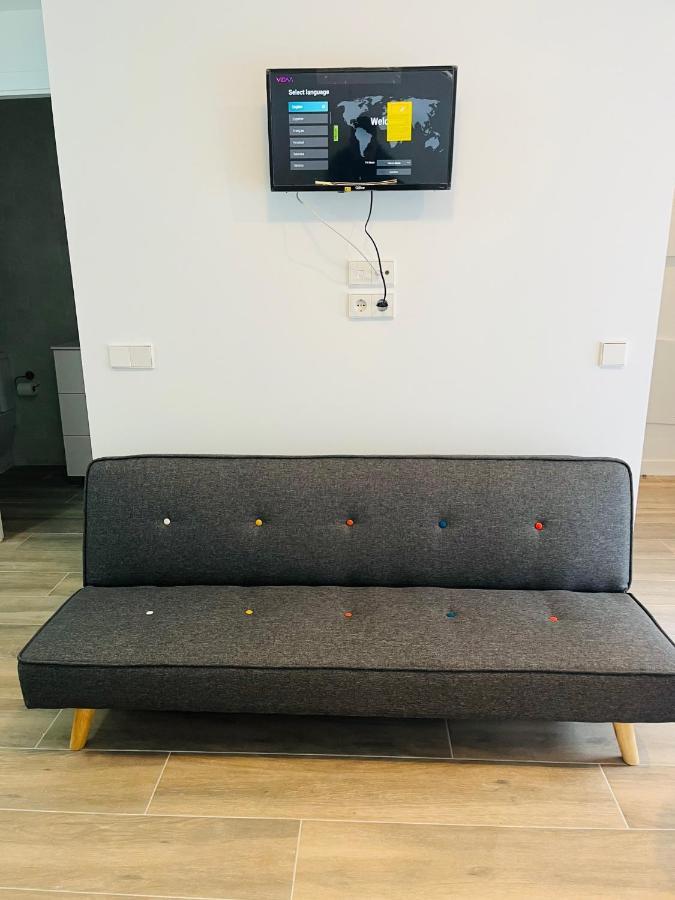 Bernabeu/ C.Universitaria Apartments Madrid Ngoại thất bức ảnh