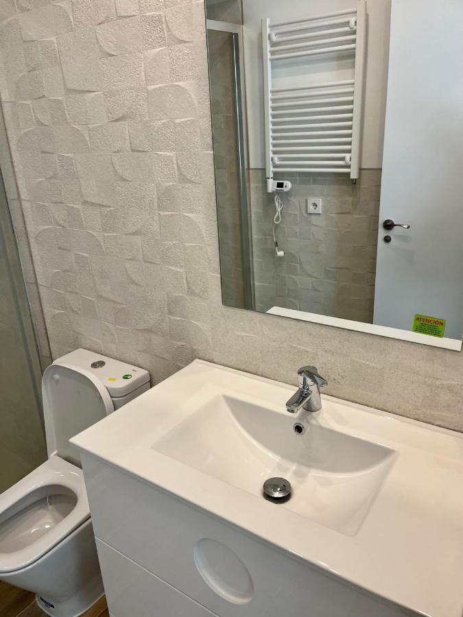 Bernabeu/ C.Universitaria Apartments Madrid Ngoại thất bức ảnh