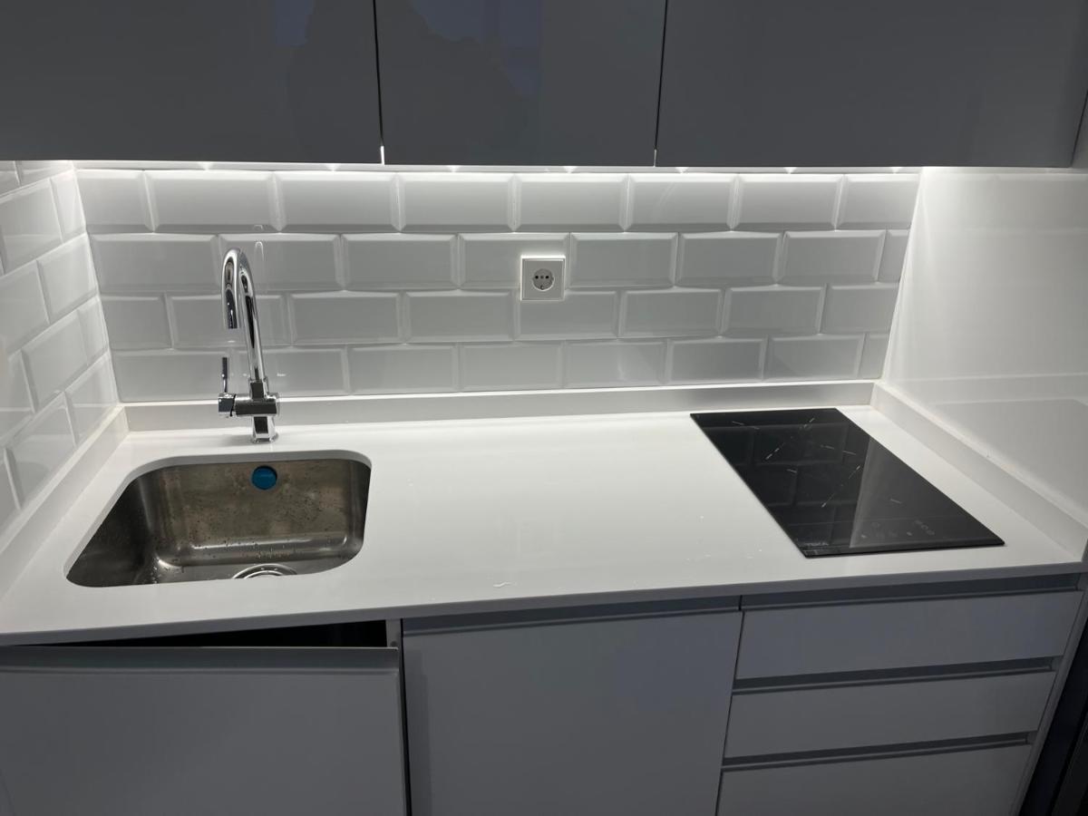 Bernabeu/ C.Universitaria Apartments Madrid Ngoại thất bức ảnh